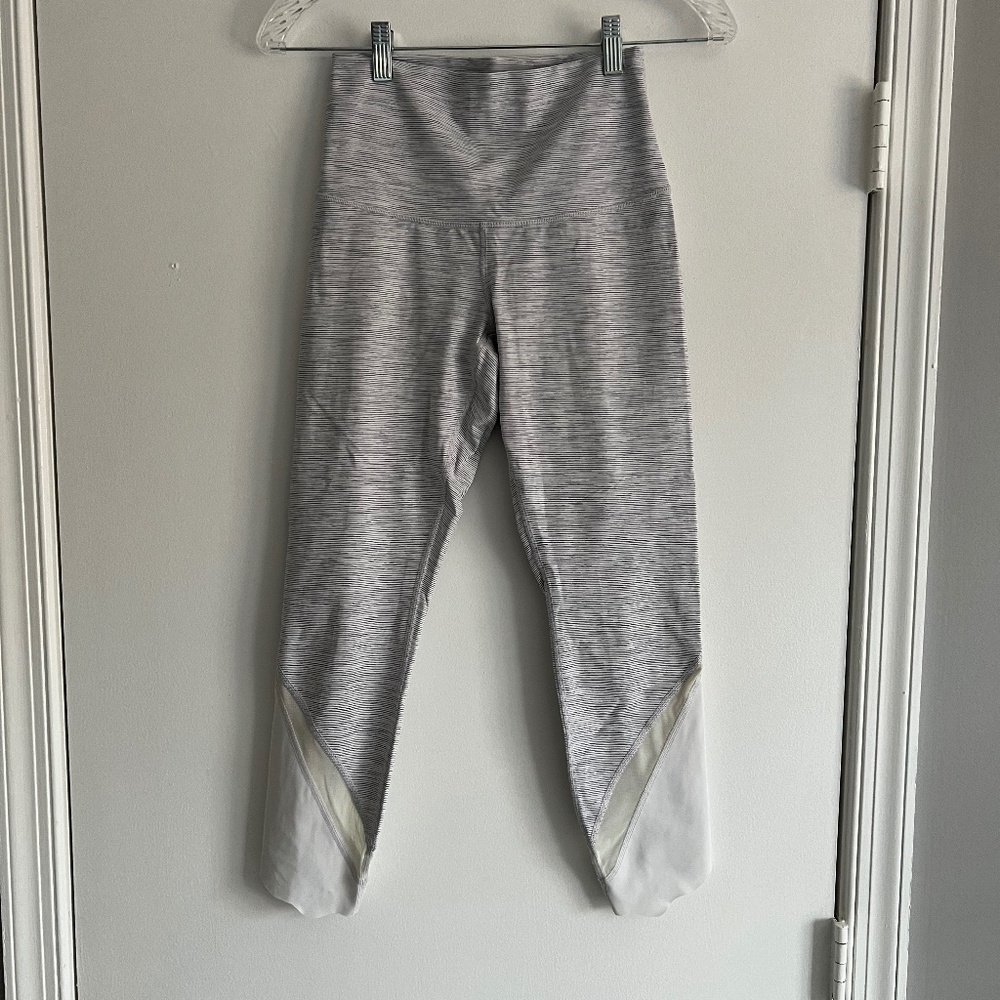 Lululemon Athletica Legging High Rise Tight - Size 6